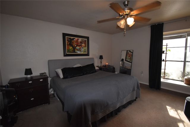 824 Barkridge Trail, Burleson, TX 76028