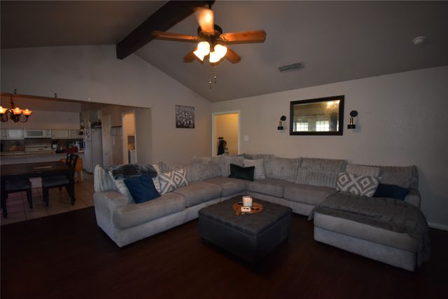 824 Barkridge Trail, Burleson, TX 76028