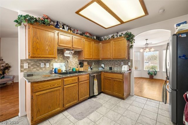 30 Diamond Bar Road, Pahrump, NV 89048