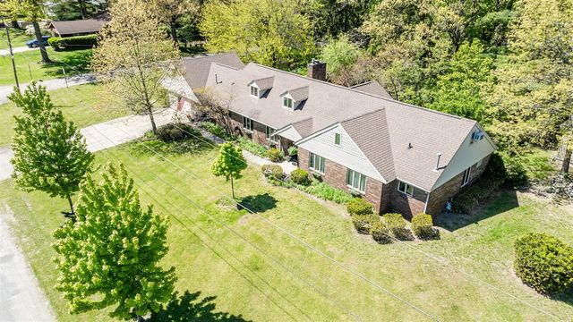 10575 Kissman Drive, Union Pier, MI 49129
