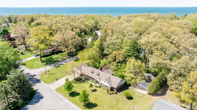 10575 Kissman Drive, Union Pier, MI 49129