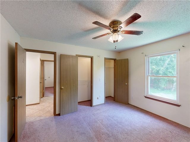 1309 Lo Mar Street, Bentonville, AR 72712