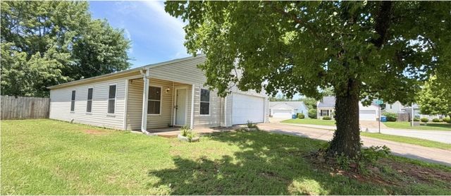 1309 Lo Mar Street, Bentonville, AR 72712