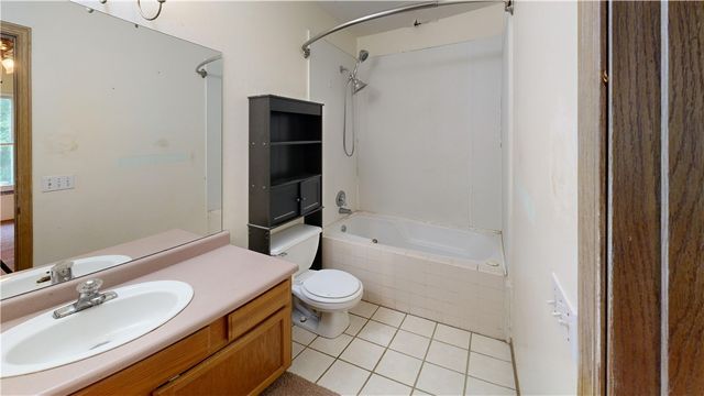 1309 Lo Mar Street, Bentonville, AR 72712