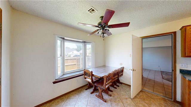 1309 Lo Mar Street, Bentonville, AR 72712
