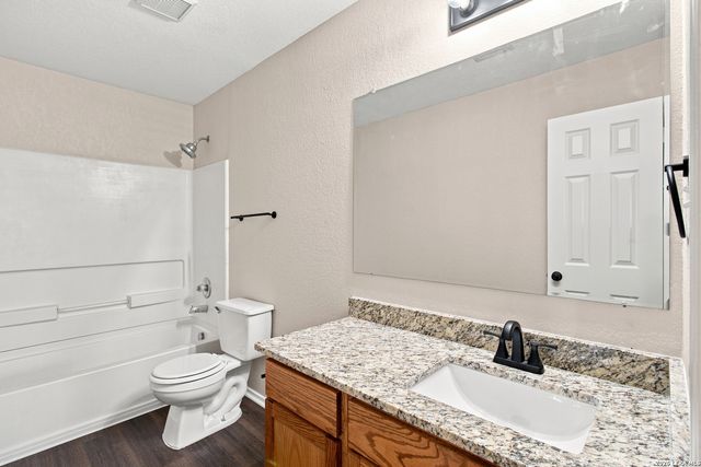 10231 Shady Meadows, San Antonio, TX 78245