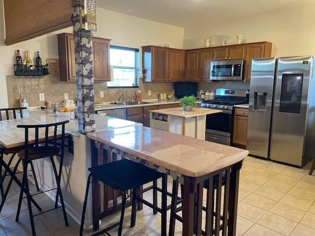 4611 Monarch Blue Lane, Fresno, TX 77545