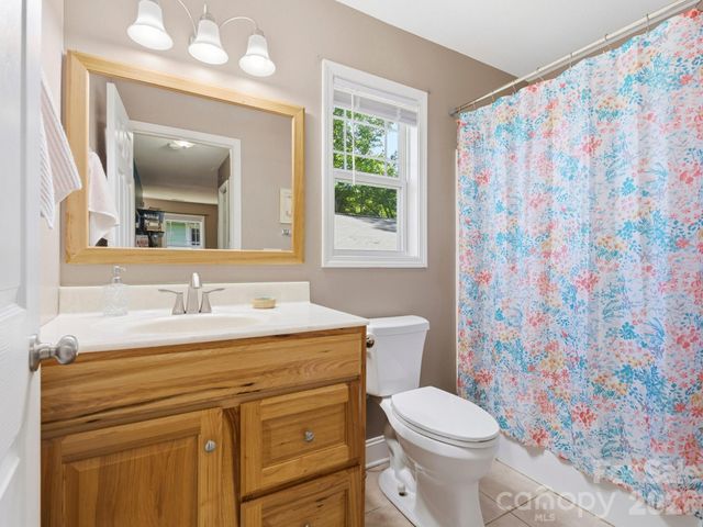 24 Hilldale Road, Asheville, NC 28803