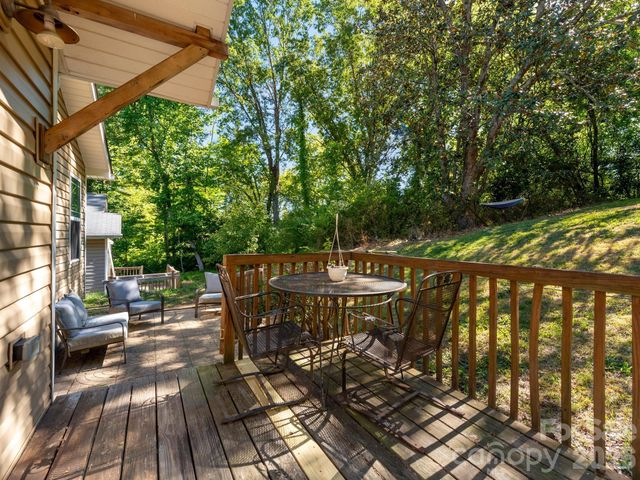 24 Hilldale Road, Asheville, NC 28803