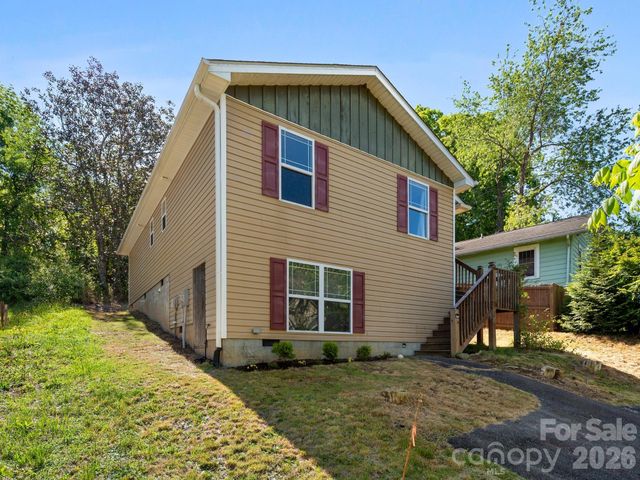 24 Hilldale Road, Asheville, NC 28803