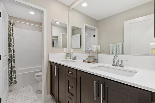 21711 Deer Grass Drive, Escondido, CA 92029