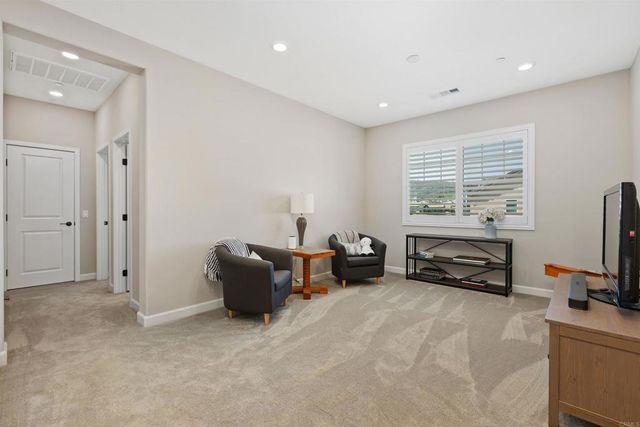 21711 Deer Grass Drive, Escondido, CA 92029