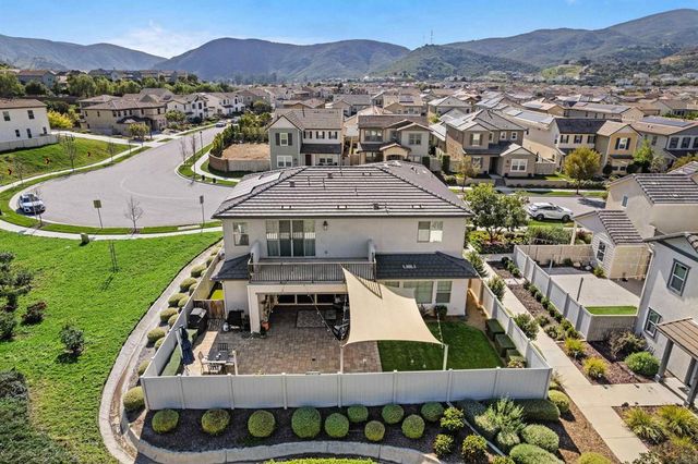 21711 Deer Grass Drive, Escondido, CA 92029