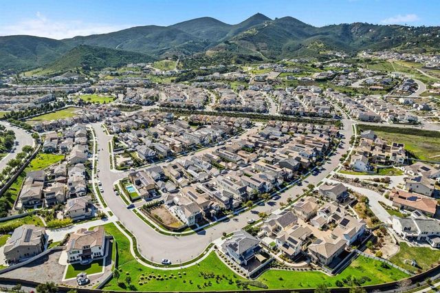 21711 Deer Grass Drive, Escondido, CA 92029