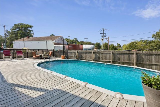 610 Wythe Creek RD, Poquoson, VA 23662
