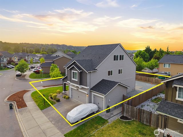 914 O'Farrell Lane NW, Orting, WA 98360