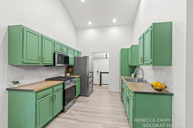 3828 Cook Court SW, Wyoming, MI 49519