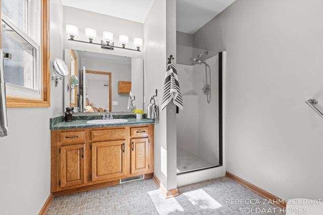 3828 Cook Court SW, Wyoming, MI 49519