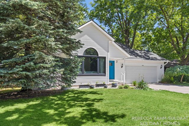 3828 Cook Court SW, Wyoming, MI 49519