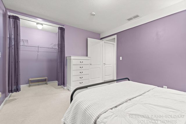 3828 Cook Court SW, Wyoming, MI 49519