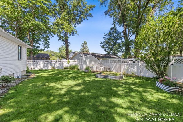 3828 Cook Court SW, Wyoming, MI 49519