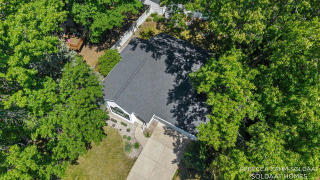 3828 Cook Court SW, Wyoming, MI 49519