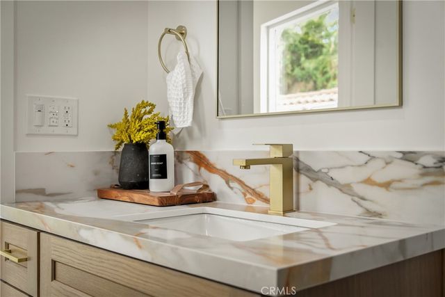 3991 Hubert Avenue, Leimert Park, CA 90008