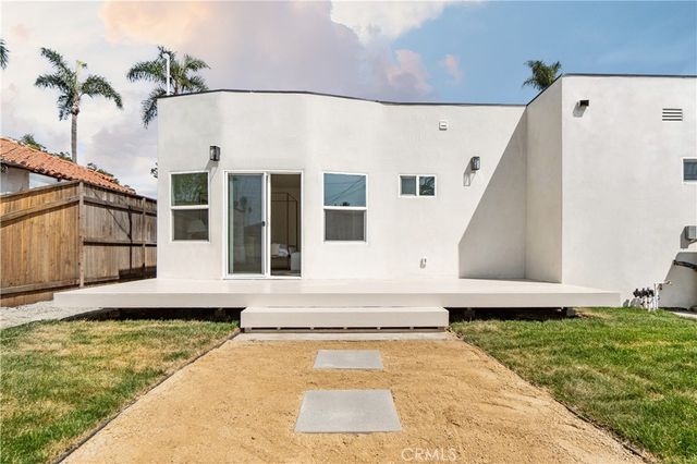 3991 Hubert Avenue, Leimert Park, CA 90008