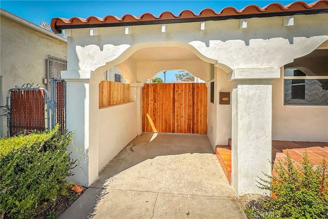 3991 Hubert Avenue, Leimert Park, CA 90008