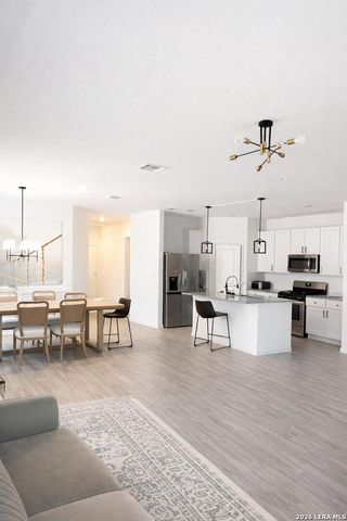 9956 Pears Mill, San Antonio, TX 78254