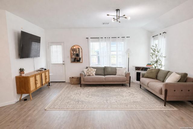 9956 Pears Mill, San Antonio, TX 78254