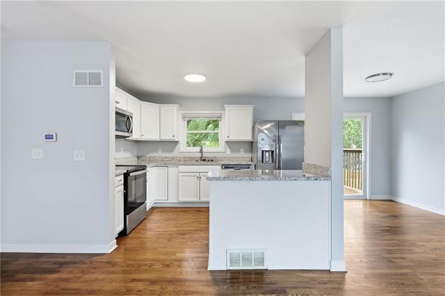 4912 N Smalley Avenue, Kansas City, MO 64119