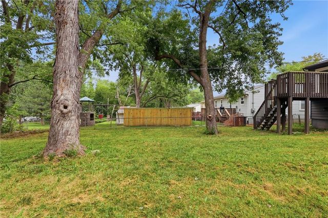4912 N Smalley Avenue, Kansas City, MO 64119