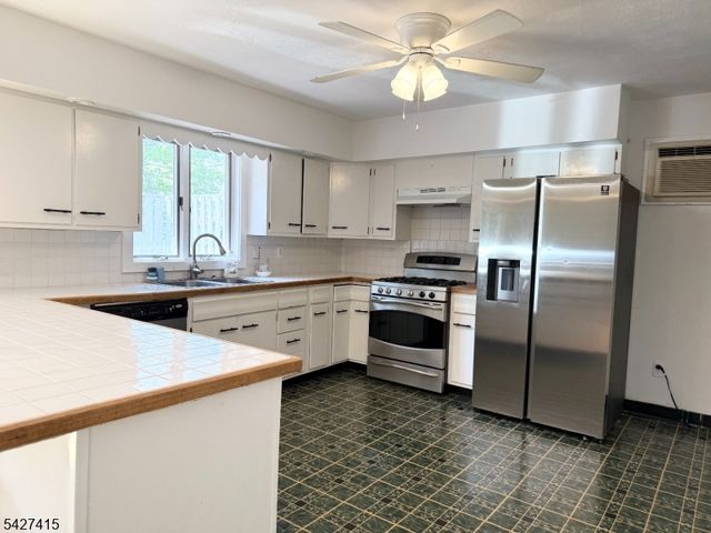 175 Highland Lakes Rd, Vernon Twp., NJ 07422