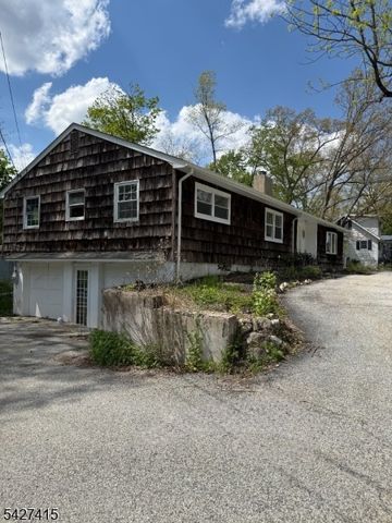 175 Highland Lakes Rd, Vernon Twp., NJ 07422