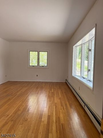 175 Highland Lakes Rd, Vernon Twp., NJ 07422