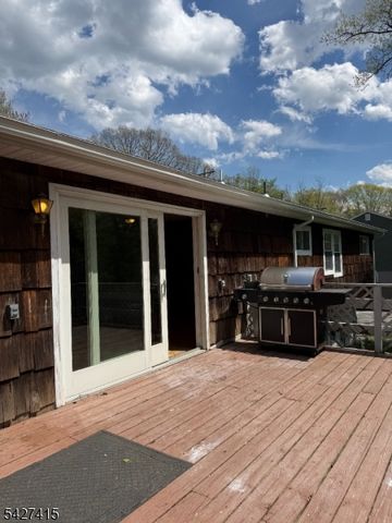 175 Highland Lakes Rd, Vernon Twp., NJ 07422