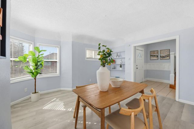 2504 E 24th Street, Oakland, CA 94601