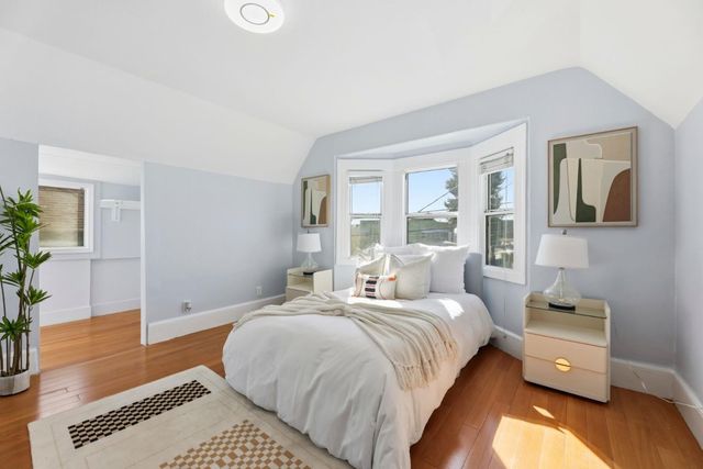 2504 E 24th Street, Oakland, CA 94601