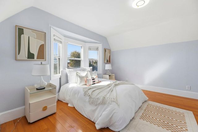 2504 E 24th Street, Oakland, CA 94601