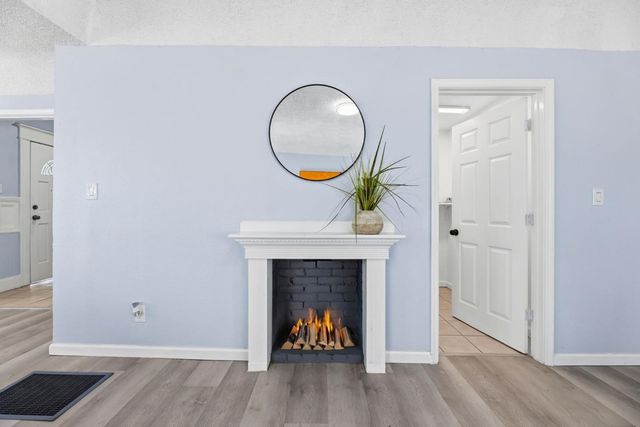 2504 E 24th Street, Oakland, CA 94601