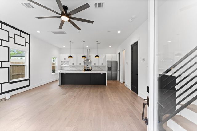 4303 Buck Street, Houston, TX 77020