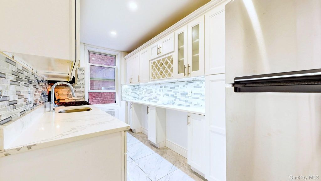 65-36 Wetherole Street 101, Rego Park, NY 11374 — photo 5