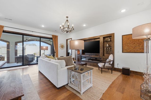 217 S Maple Dunes St, Wichita, KS 67235