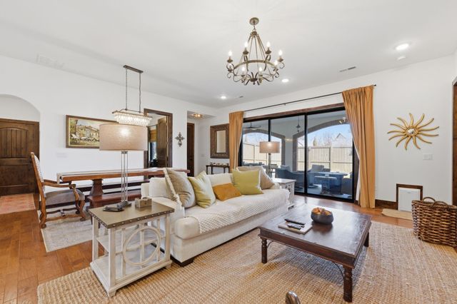 217 S Maple Dunes St, Wichita, KS 67235