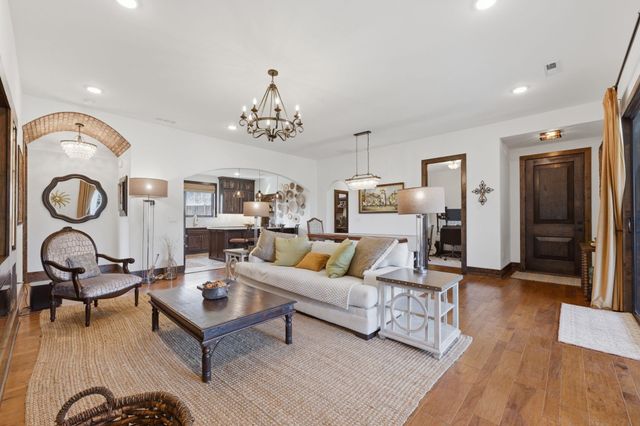 217 S Maple Dunes St, Wichita, KS 67235