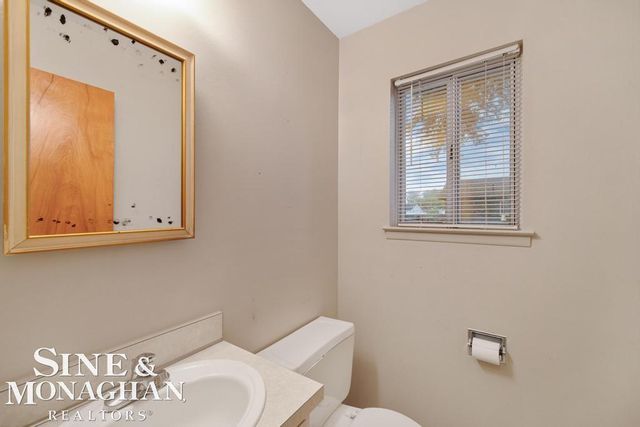 22727 Shoreview Court, St Clair Shores, MI 48082