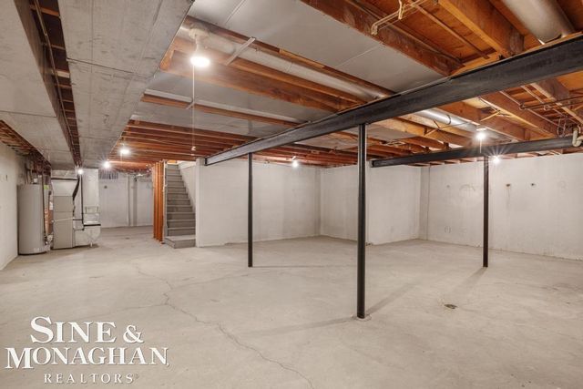 22727 Shoreview Court, St Clair Shores, MI 48082