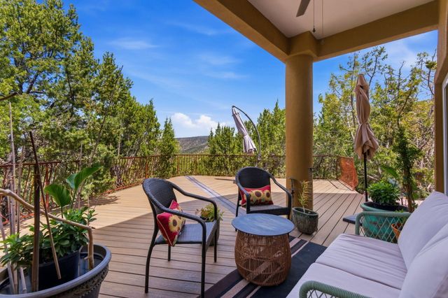 928 State Highway 165, Placitas, NM 87043