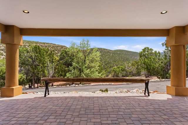 928 State Highway 165, Placitas, NM 87043